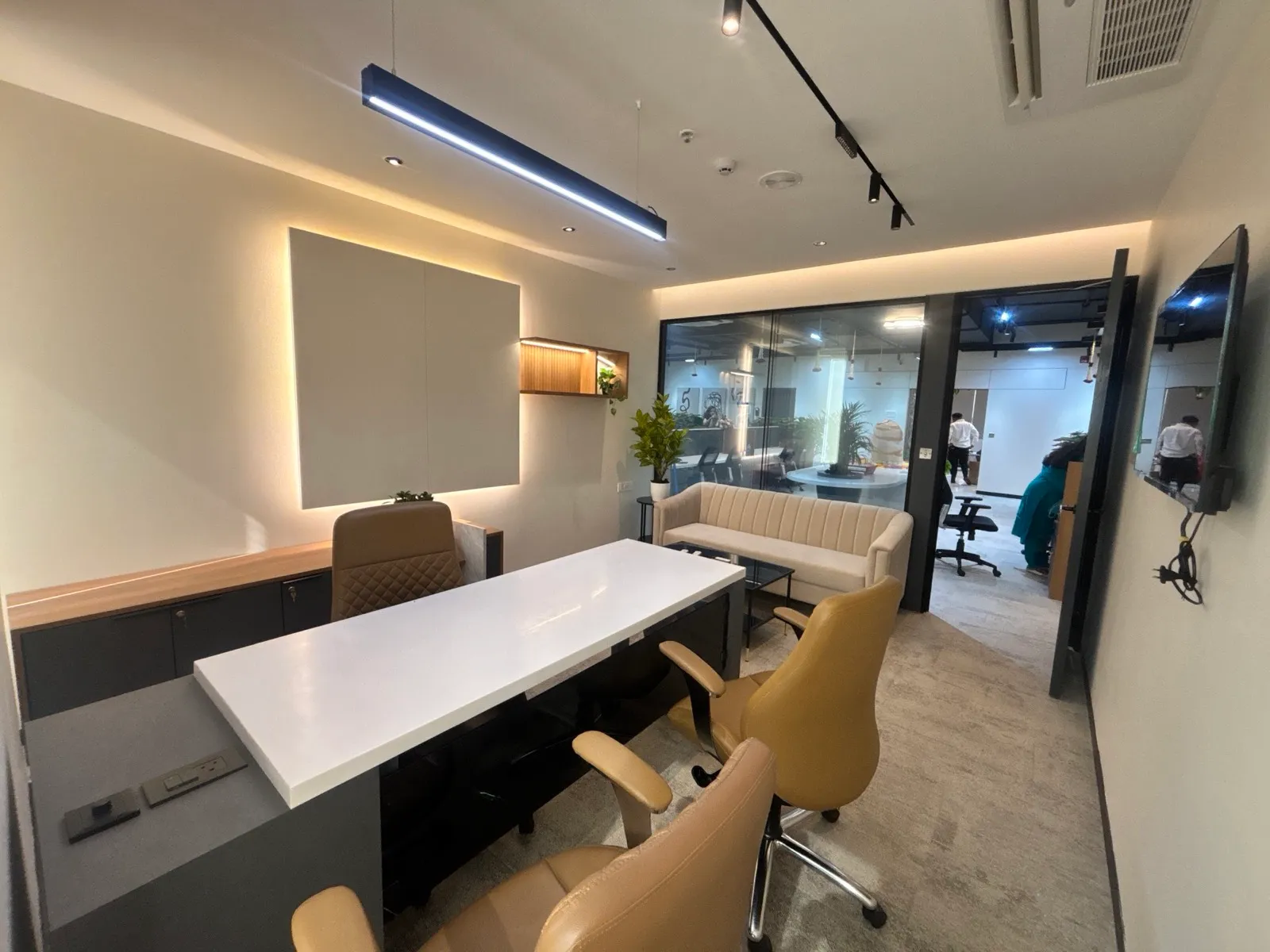 STUDIO AKAAI SUITE